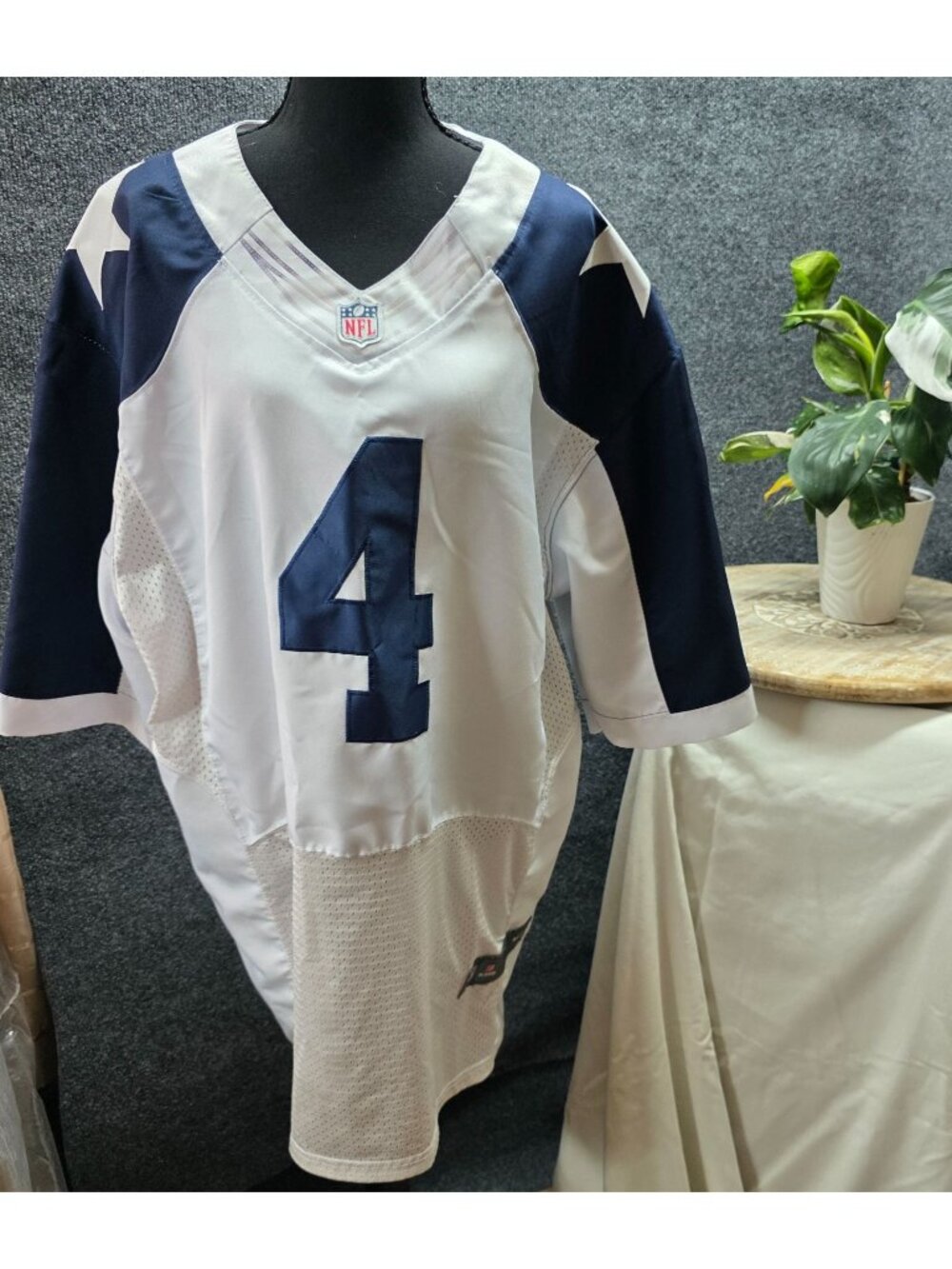 Dallas Cowboys Dak Prescott #4 Football Jersey Sze 56 Custom Fan-Made White Blue